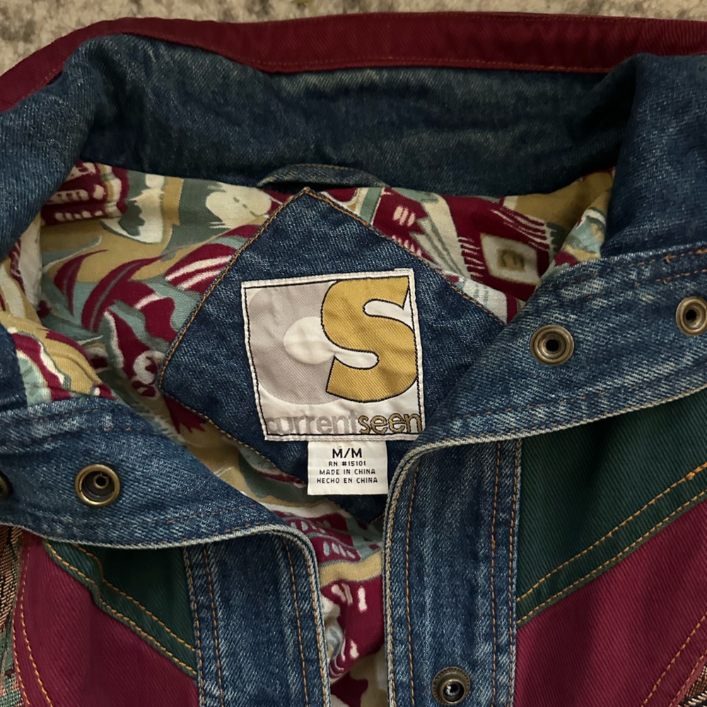 Vintage Denim Jacket with Multicolor Accents - Picture 2 of 3